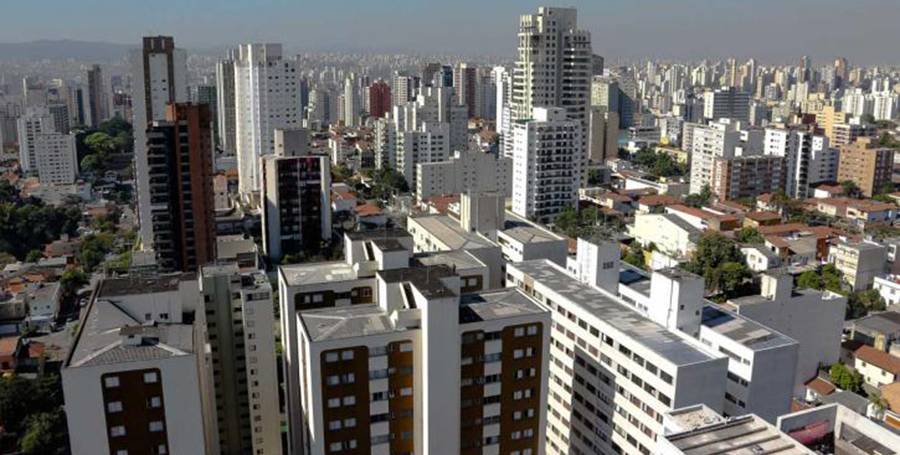 Síndico não pode dever taxas condominais